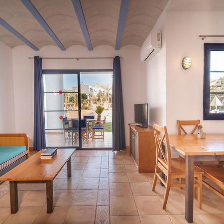 Bimbolla Apartaments Punta Prima  Exterior photo